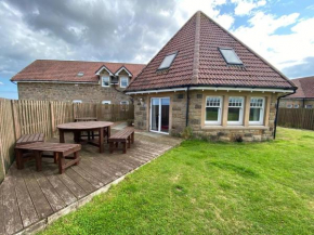 The Roundal, Anstruther
